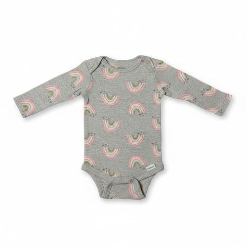 Body Carter's Rosado 6 meses sobre fondo blanco