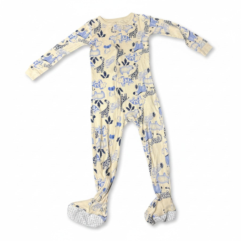 Pijama Carter's Azul 3 meses sobre fondo blanco