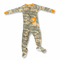Pijama Child of Mine by Carter's Dinosaurio NB sobre fondo blanco
