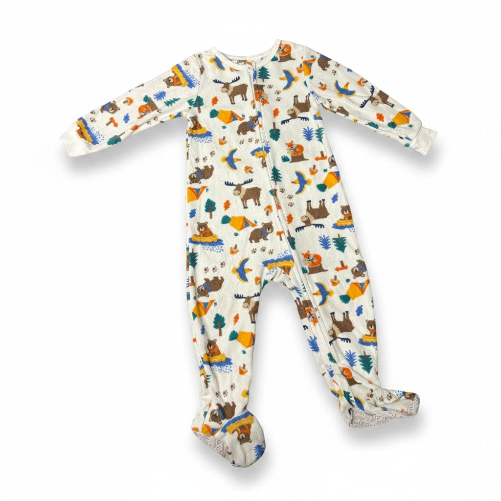 Pijama Kids Headquarters Verde 18 meses sobre fondo blanco