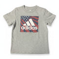 Polera Adidas Gris 4 años seleccionada por NÜVA