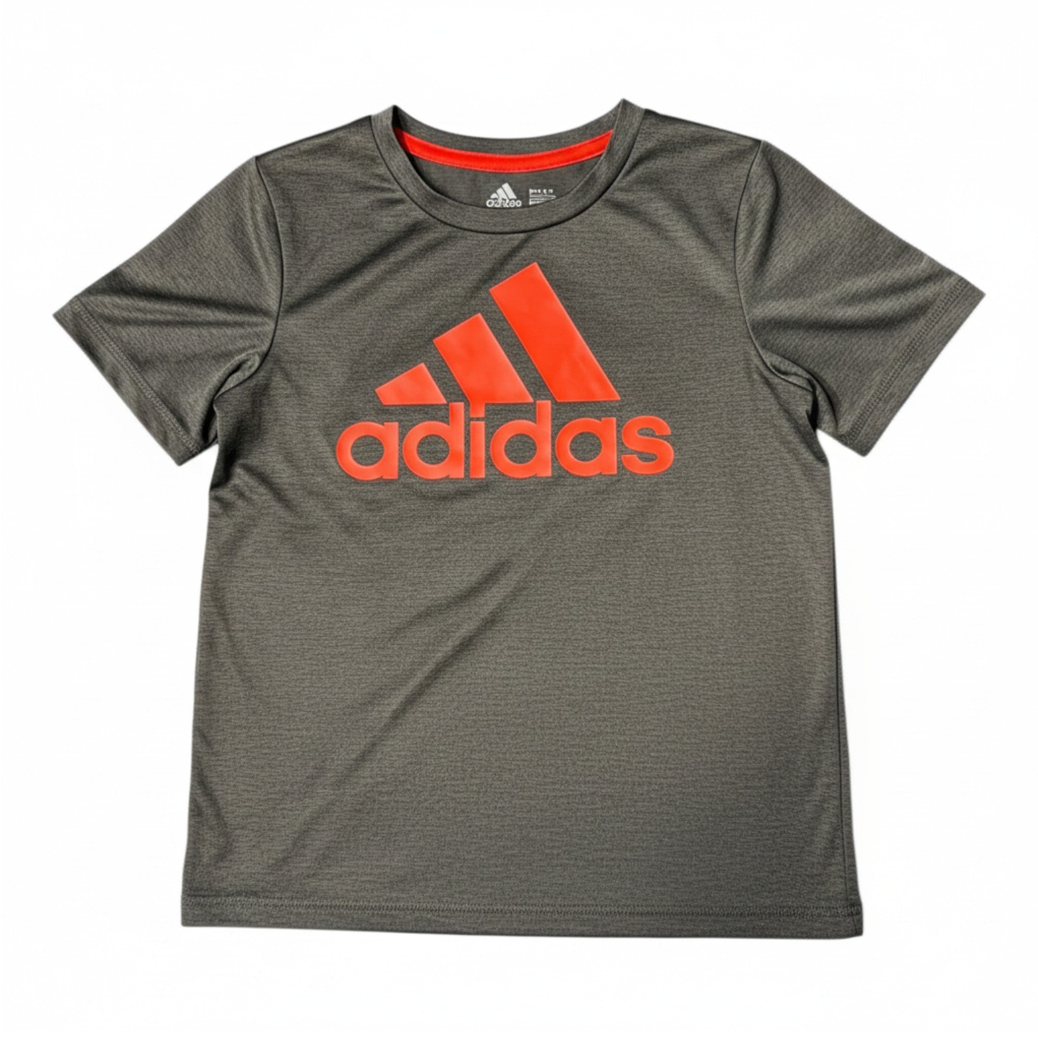 Polera Adidas Gris oscuro 6 años seleccionada por NÜVA